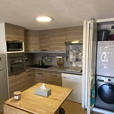 Familiale 2/3 Pieces Avec Climatisation Et Parking, Proche - Fr-1-782-83 Вилла *