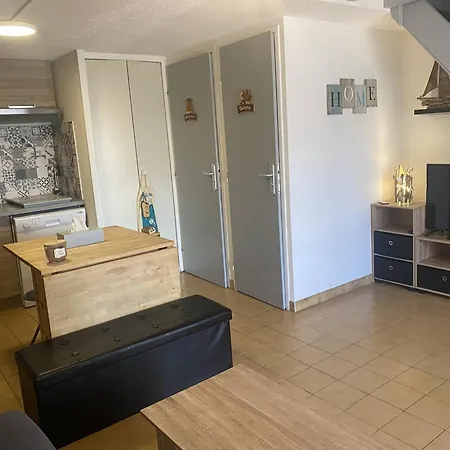Вилла Familiale 2/3 Pieces Avec Climatisation Et Parking, Proche - Fr-1-782-83 *